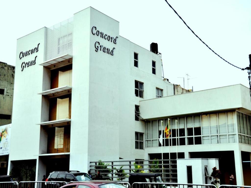 Concord Grand Otel Dehiwala-Mount Lavinia Dış mekan fotoğraf